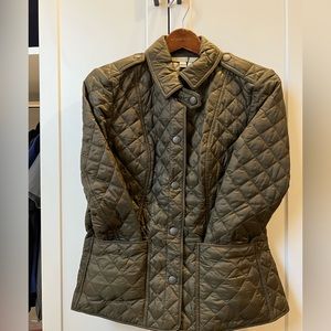 NWT BURBERRY KENCOTT QUILTED JACKET IN OLIVE WITH GARMENT BAG